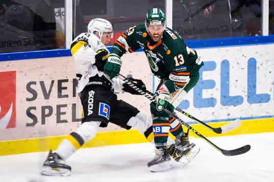 Kristianstads Trevor Cheek och Västerås Karl Persman