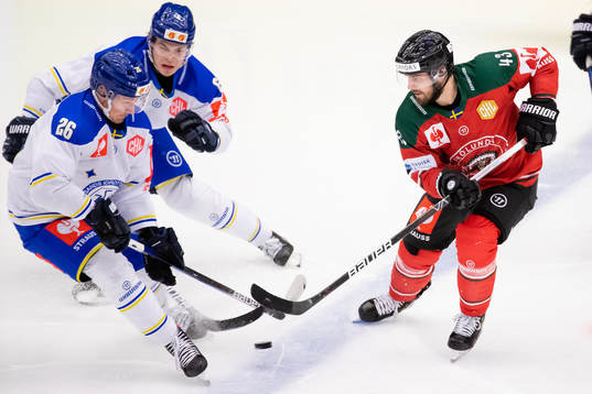 Patrik Norén of Leksand  and Michael Spacek of Frölunda