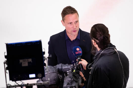 Roger Rönnberg, head coach of Frölunda is interviewed