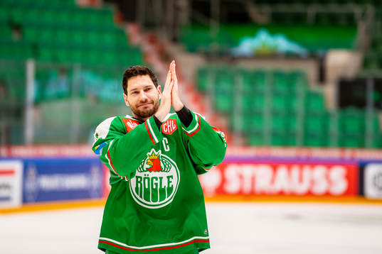 Mattias Sjögren of Rögle celebrates