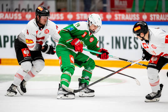 Filip Chlapík of Sparta Prag and Marco Kasper of Rögle