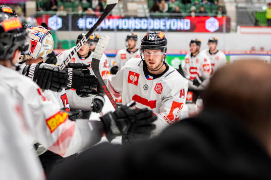 Filip Chlapík of Sparta Prag celebrates 1-3