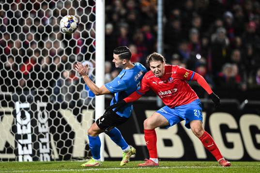 Halmstads Marcus Antonsson och Helsingborgs Charlie Weberg