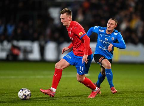 Helsingborgs Rasmus Karjalainen och Halmstads Joel Allansson