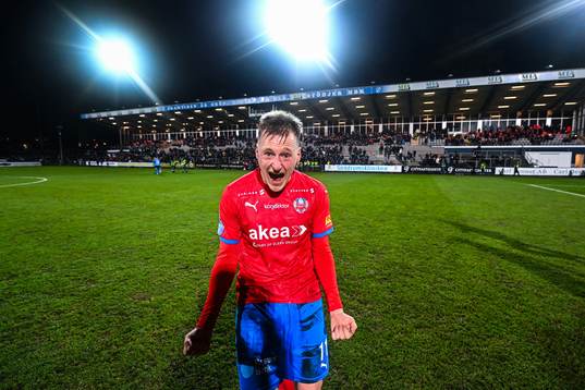 Helsingborgs Rasmus Karjalainen jublar