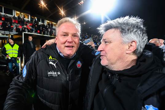 Helsingborgs tränare Jörgen Lennartsson jublar