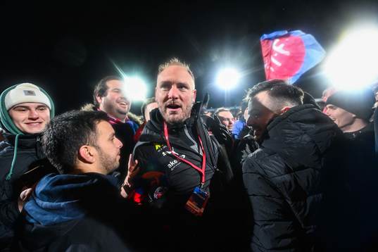 Helsingborgs sportchef Andreas Granqvist jublar