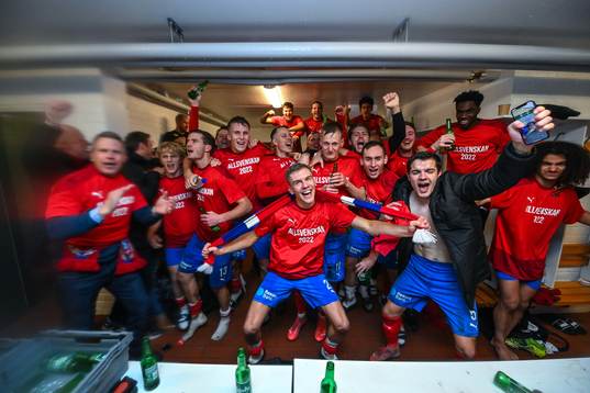 Helsingborgs spelare jublar