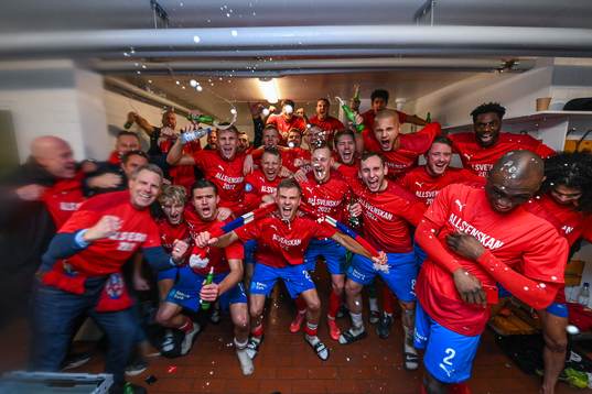 Helsingborgs spelare jublar