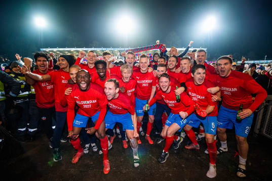 Helsingborgs spelare jublar