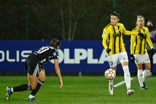 Anna CSIKI of Häcken