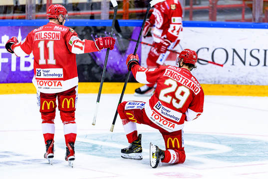 Troja/Ljungbys August Nilsson och Eric Engstrand jublar