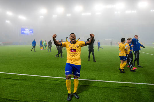 Luis Willis Alves Furtado of Jerv celebrates