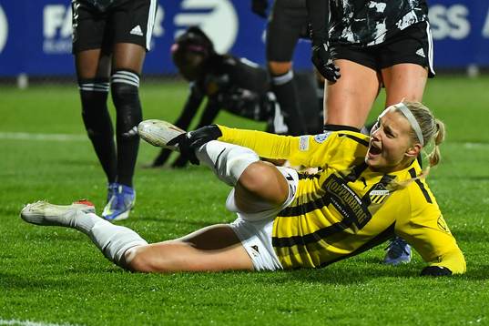 Stine LARSEN of Häcken