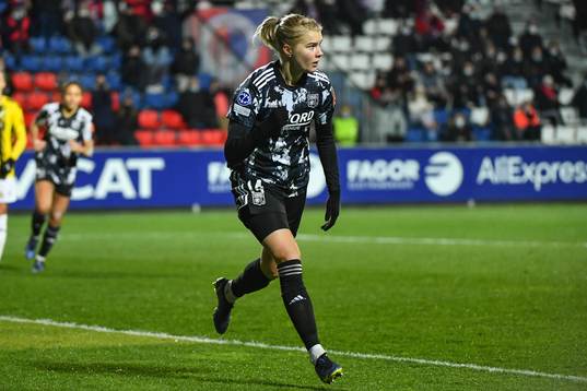 Ada HEGERBERG of Lyon celebrates
