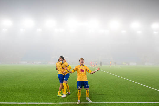 Diego de Jesus Campos Ballestero of Jerv celebrates