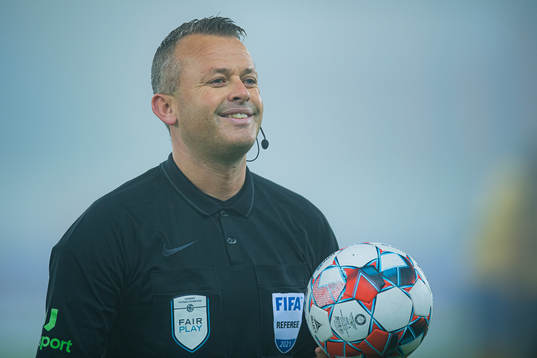 Svein Oddvar Moen, referee