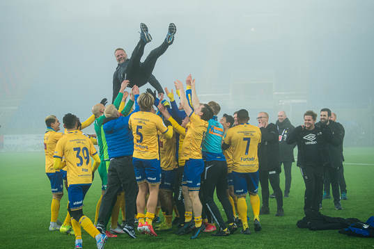 Arne Sandstø, head coach of Jerv, celebrates