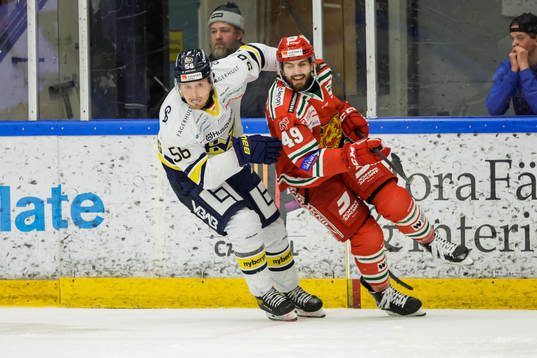 s Fredrik Forsberg och Moras Steven Seigo