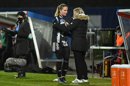Sonia BOMPASTOR Head Coach of Lyon and Amandine HENRY of