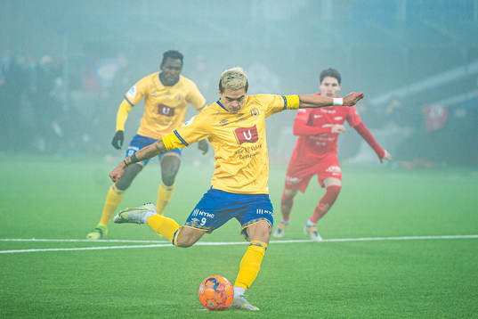 Diego de Jesus Campos Ballestero of Jerv scores the 1-2 goal
