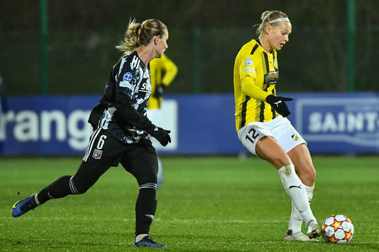Stine LARSEN of Häcken