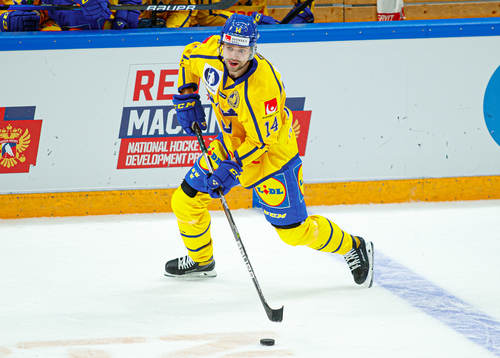 Emil Pettersson of Sweden