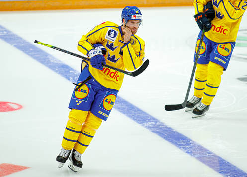 Oscar Lindberg of Sweden