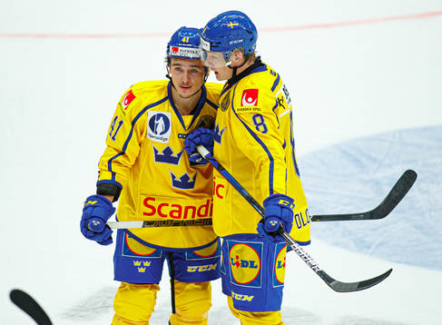 Dmytro Timashov and Fredrik Olofsson of Sweden