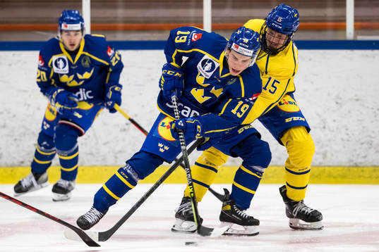 Sverige U19 Gabriel Kangas och Sverige U18 Filip Bystedt