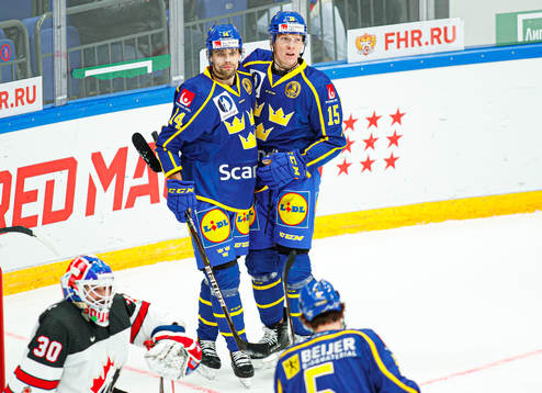 Emil Pettersson of Sweden celebrates
