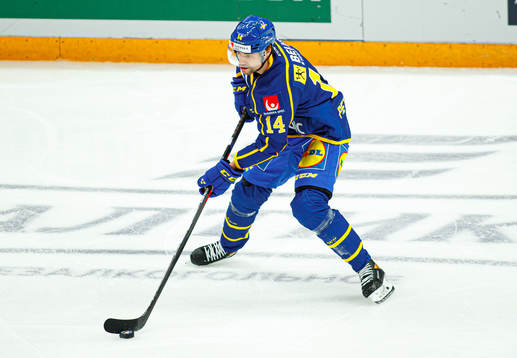 Emil Pettersson of Sweden