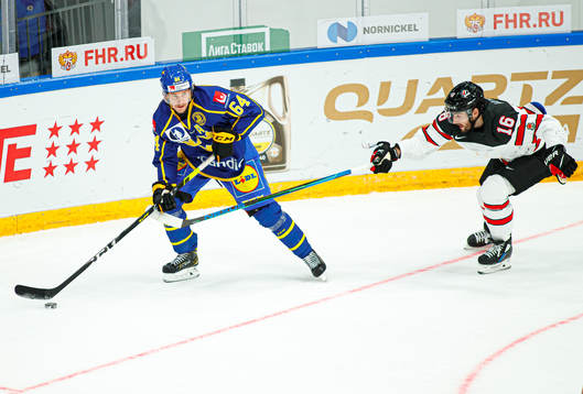 Jonathan Pudas of Sweden and Daniel Odette of Canada