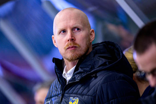s assisterande tränare Tobias Thermell