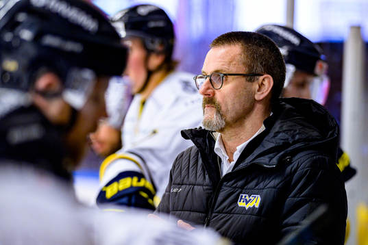 s tränare Tommy Samuelsson