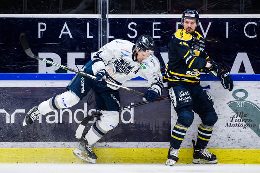 Karlskogas Henrik Björklund och Södertäljes Oscar von
