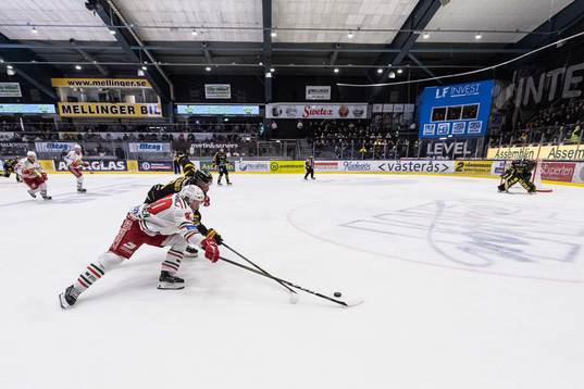 Bläddra bland fler bilder av Ishockey, Hockeyallsvenskan, Västerås - Mora