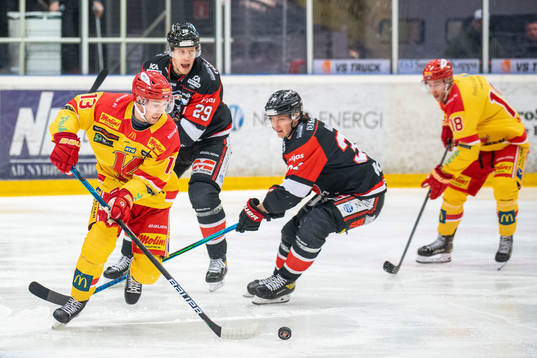 Kalmars Oliver Östergren och Nybros Simon Hansson