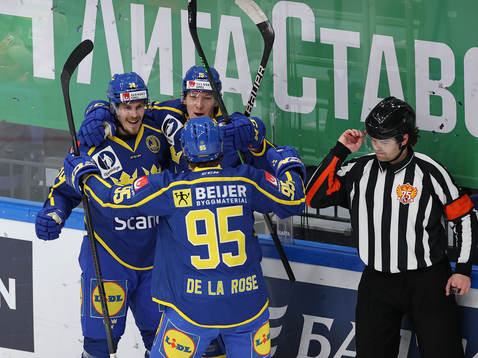 Emil Larsson and Gustav Rydahl of Sweden celebrates