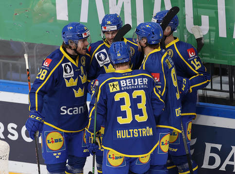 Emil Larsson and Gustav Rydahl of Sweden celebrates