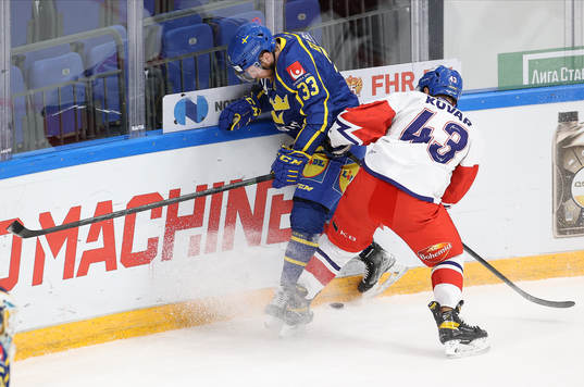 Linus Hultström of Sweden and Jan Kovarz of Czech Republic