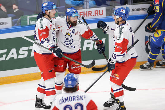 Milan Gulash and Jan Kovarz of Czech Republic celebrates