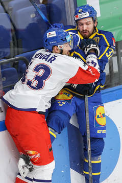 Lukas Bengtsson of Sweden and Jan Kovarz of Czech Republic
