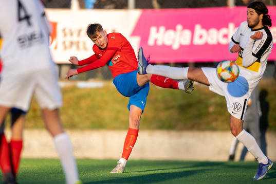 Helsingborgs Lukas Kjellnäs och AIKs Hadi Noori