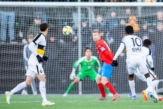 AIKs Alexander Fesshaie Beraki gör 1-2