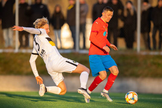 AIKs Oscar Hultbom och Helsingborgs Anton Nilsson