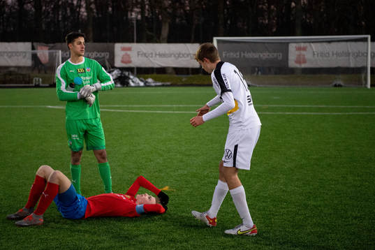 Helsingborgs William Westerlund och målvakt Ada Turkmen