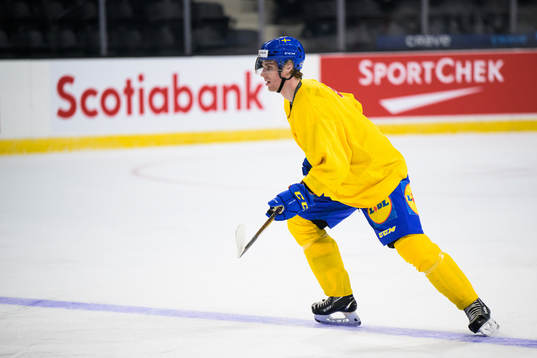 Leo Lööf of the Swedish under-20 national ice hockey team