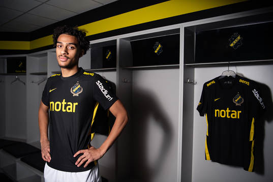 s nyförvärv Jesper Ceesay