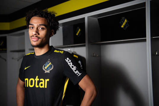 s nyförvärv Jesper Ceesay